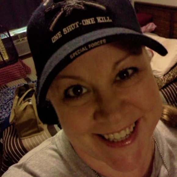 Meet your Posher, Lisa - Picture 6 of 16